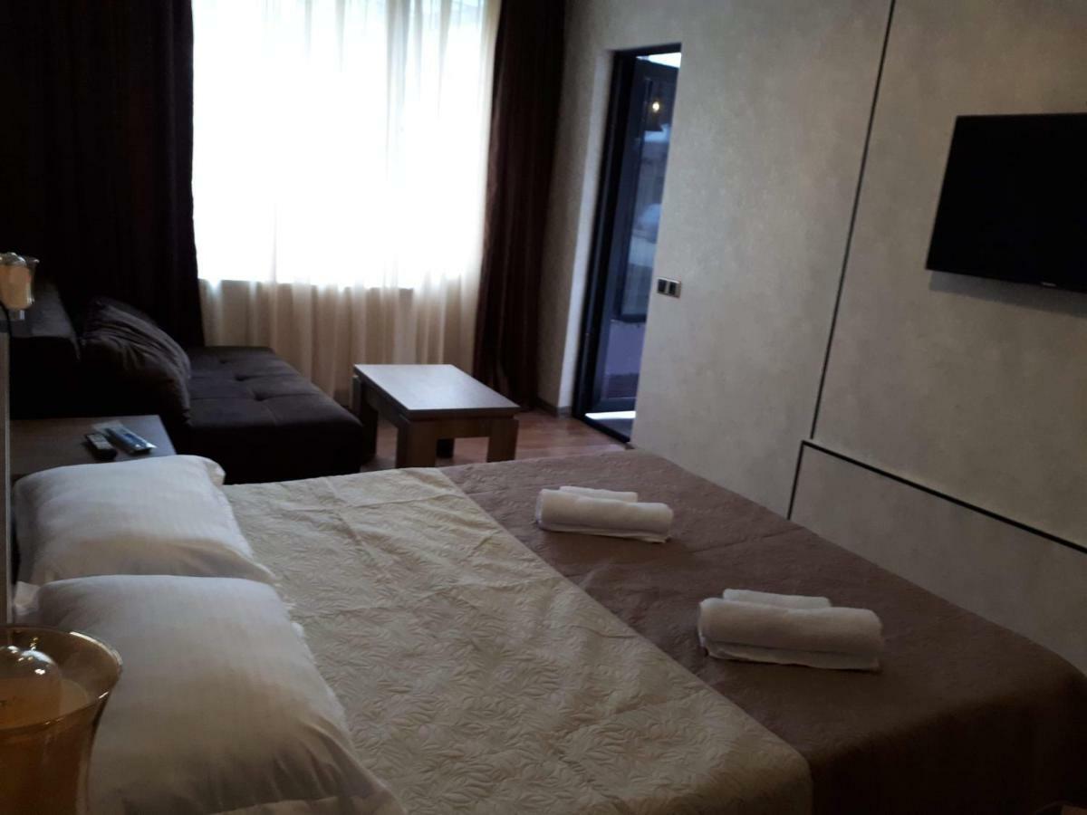 House Lia Hotel Borjomi Exterior foto