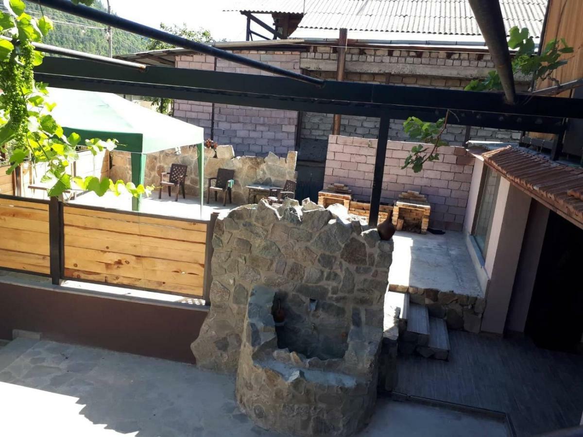 House Lia Hotel Borjomi Exterior foto
